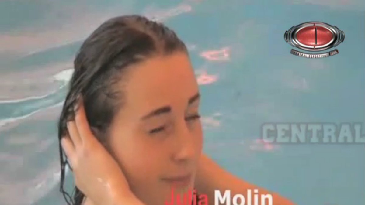 Julia Molin flirtar.